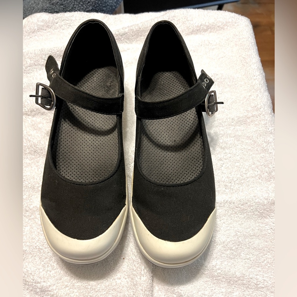 Dansko canvas Mary Jane